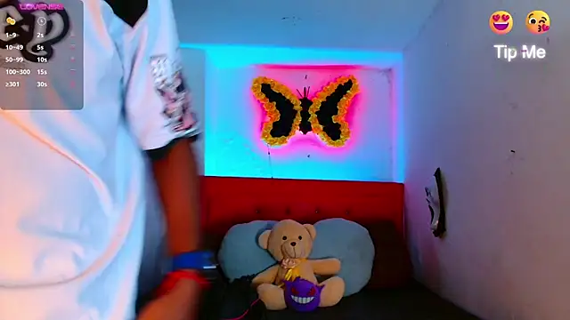 Aroonpapisex online show from February 19, 2026, 3:02 am