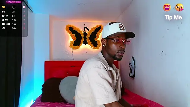 Aroonpapisex online show from March 17, 2026, 12:26 am