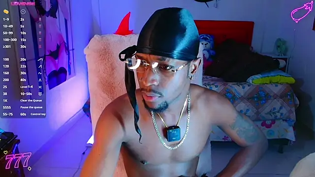 Snapshot of Aroonpapisex chatting on July 16, 2026, 6:58 pm Aroonpapisex online show from July 16, 2026, 6:58 pm