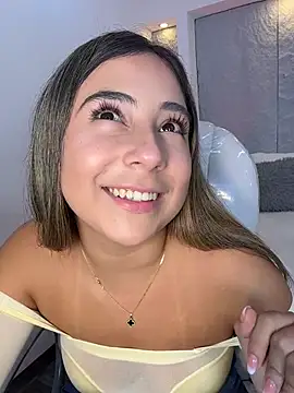 MelodyRey  online show from February 25, 2026, 11:03 pm