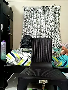 Stylevoluptuousvycky online show from December 5, 2025, 12:19 am