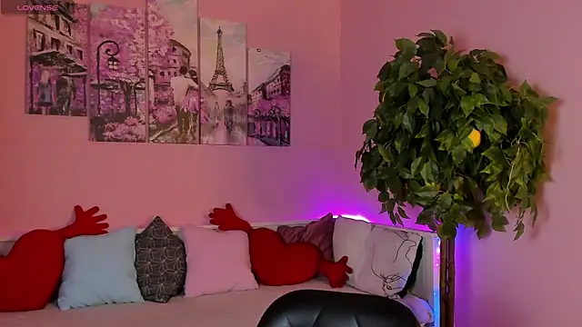 Katty Lights online show from October 3, 2025, 11:18 am