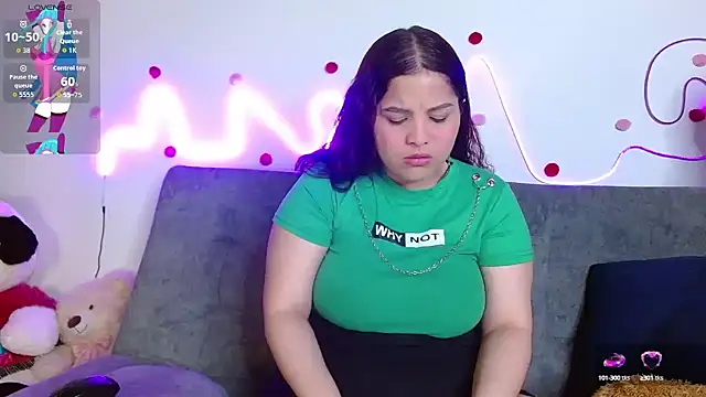 sophia cute1 1 online show from September 10, 2025, 10:48 am