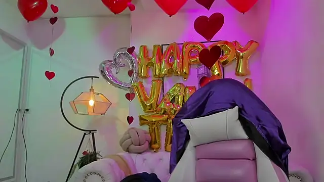 Theia moon online show from February 15, 2025, 12:54 pm