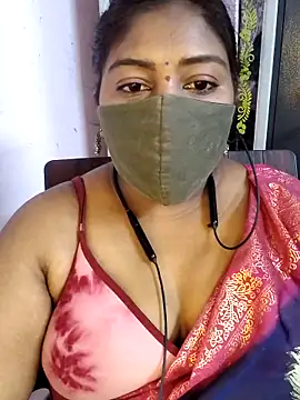 RomeoJuliet345 online show from April 17, 2026, 4:54 pm