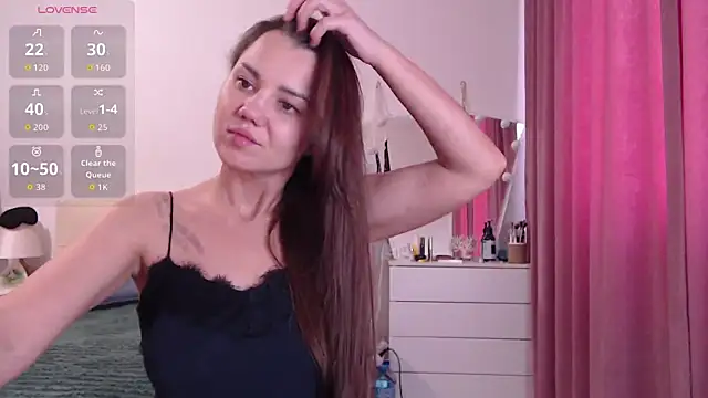 Snapshot of MiraMiss chatting on July 9, 2026, 10:41 am MiraMiss online show from July 9, 2026, 10:41 am