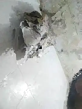 jenilmax online show from November 9, 2025, 7:28 am