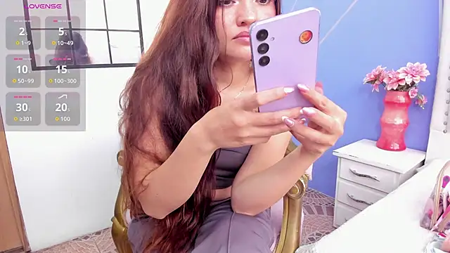 DannaMishellx  online show from October 17, 2025, 4:09 pm