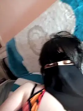 Snapshot of big_yoyo chatting on December 29, 2024, 3:35 pm big yoyo online show from December 29, 2024, 3:35 pm