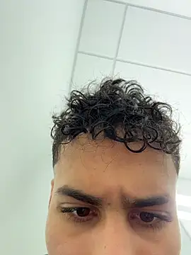 johnycash21 online show from December 22, 2025, 3:42 pm