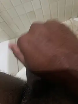 rodrigo21Cm  online show from September 27, 2025, 2:16 am