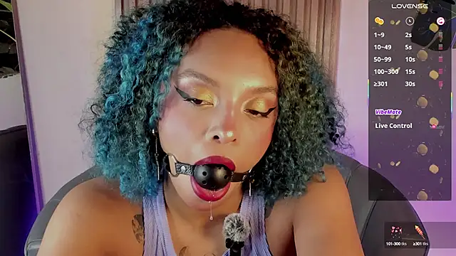 Snapshot of ened_nessa chatting on September 24, 2025, 1:03 pm ened nessa online show from September 24, 2025, 1:03 pm