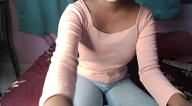 Aaliyalove1 online show from December 25, 2024, 8:18 am