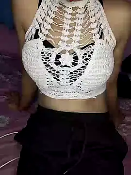 Aaliyalove1 online show from February 3, 2025, 8:57 pm