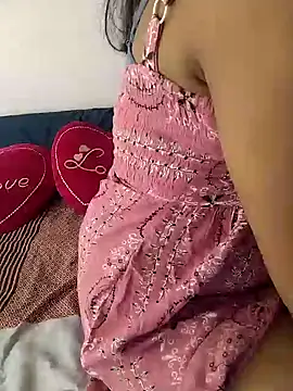 Aaliyalove1 online show from February 9, 2025, 11:04 am