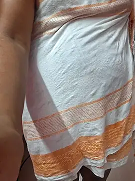 Aaliyalove1 online show from March 18, 2025, 8:15 pm