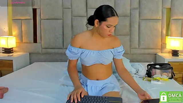 valtira nova online show from March 9, 2026, 8:02 pm