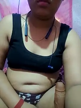 Super-Couple online show from November 19, 2025, 10:10 pm