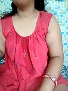 Snapshot of Super-Couple chatting on July 5, 2026, 4:07 am Super-Couple online show from July 5, 2026, 4:07 am