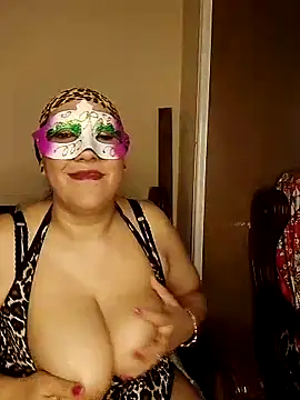 Snapshot of Osha10 chatting on December 4, 2024, 1:09 pm Osha10 online show from December 4, 2024, 1:09 pm