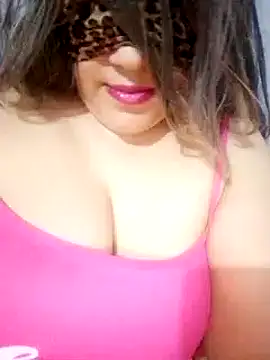 Snapshot of Osha10 chatting on January 17, 2025, 10:23 pm Osha10 online show from January 17, 2025, 10:23 pm