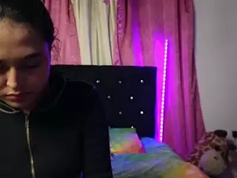 Sweet xuee18 online show from February 26, 2025, 4:14 am