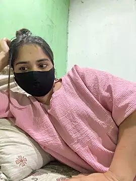 Black Glow online show from March 15, 2025, 5:04 pm