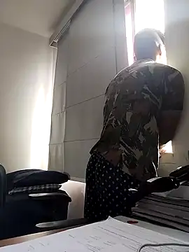 negodi09 online show from September 23, 2025, 5:05 pm