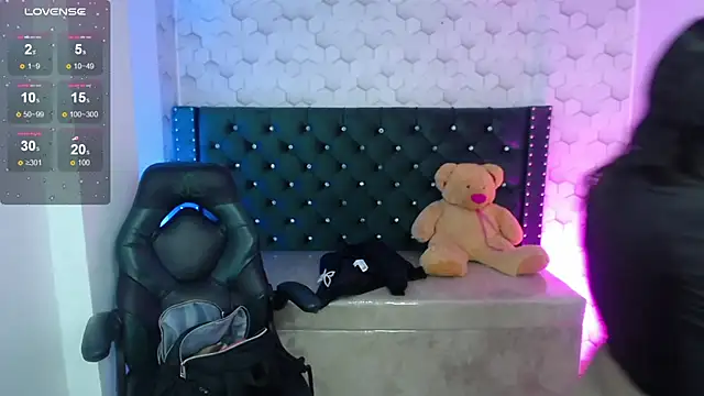 Sofi hot 4m online show from October 1, 2025, 3:07 pm