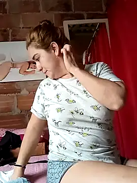 alexax0 online show from February 4, 2025, 4:39 pm