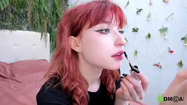 ElizaNik  online show from March 13, 2026, 10:27 pm