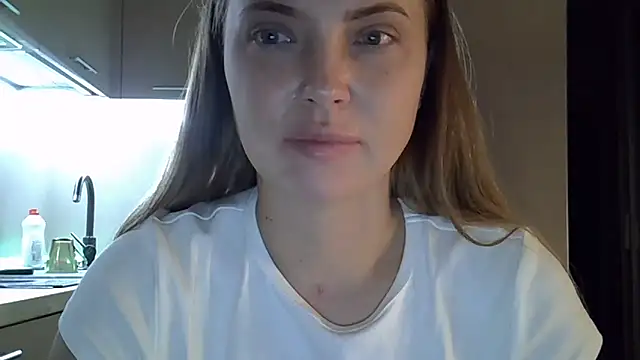 Lucky Anna online show from October 27, 2025, 10:47 pm