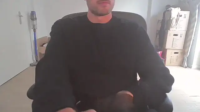 taallguyy 196 online show from September 13, 2025, 5:02 pm