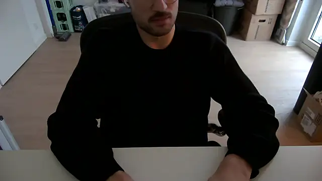 taallguyy 196 online show from November 26, 2025, 2:07 pm