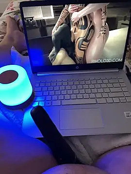 SoshyBaby online show from October 8, 2025, 9:01 pm