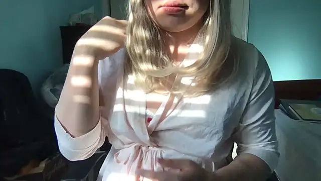 Snapshot of Jessica-Aine chatting on March 21, 2025, 4:07 pm Jessica-Aine online show from March 21, 2025, 4:07 pm