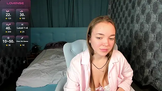 Christy Little online show from December 24, 2024, 11:38 am