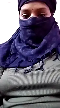 Snapshot of Shivani_Tivari chatting on December 5, 2024, 3:17 pm Shivani Tivari online show from December 5, 2024, 3:17 pm