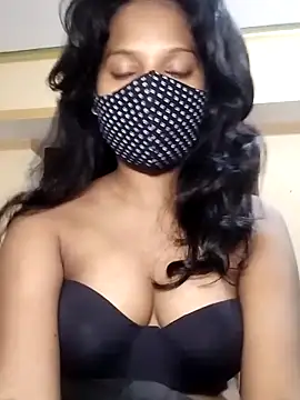 Snapshot of Shivani_Tivari chatting on October 19, 2025, 9:43 am Shivani Tivari online show from October 19, 2025, 9:43 am