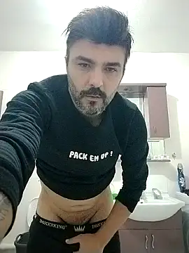 Snapshot of hot_man_eray chatting on October 9, 2025, 9:35 pm hot man eray online show from October 9, 2025, 9:35 pm