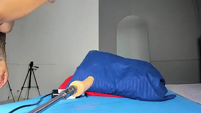 ariana nix online show from January 31, 2026, 7:23 pm