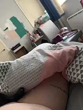 AmberTaylorXxx online show from February 24, 2026, 7:39 am