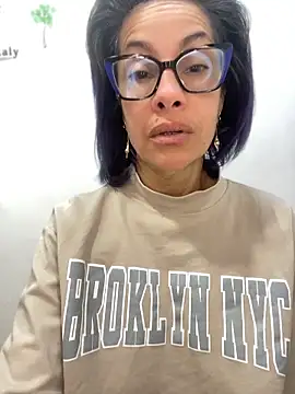 Snapshot of Goddess-Love- chatting on April 19, 2026, 9:30 am Goddess-Love- online show from April 19, 2026, 9:30 am