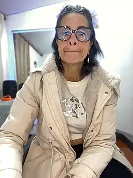 Snapshot of Goddess-Love- chatting on May 20, 2026, 9:37 am Goddess-Love- online show from May 20, 2026, 9:37 am