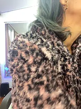 Snapshot of Goddess-Love- chatting on July 13, 2026, 11:13 am Goddess-Love- online show from July 13, 2026, 11:13 am