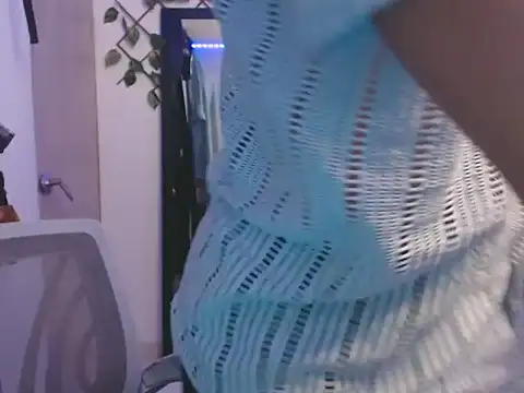 MarceloMilk online show from September 22, 2025, 12:29 pm