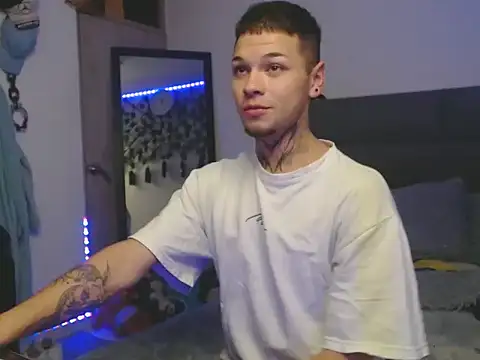 MarceloMilk online show from October 5, 2025, 5:06 am