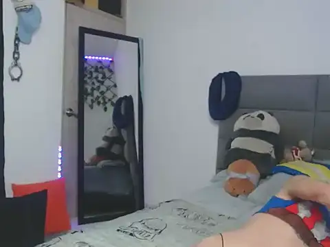 MarceloMilk online show from October 8, 2025, 5:05 am