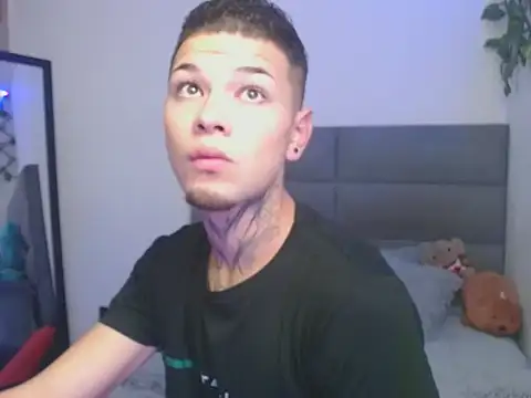 MarceloMilk online show from October 13, 2025, 5:18 am