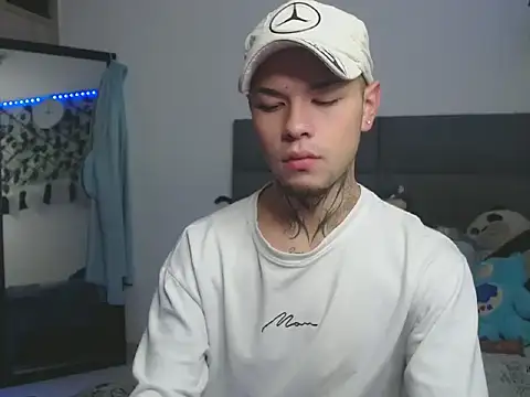 MarceloMilk online show from October 16, 2025, 5:19 am